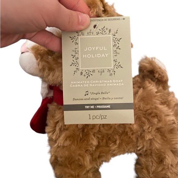 COPY - NWT TikTok Viral Gemmy Screaming, Dancing, Singing Jingle Bells Goat - Picture 5 of 9